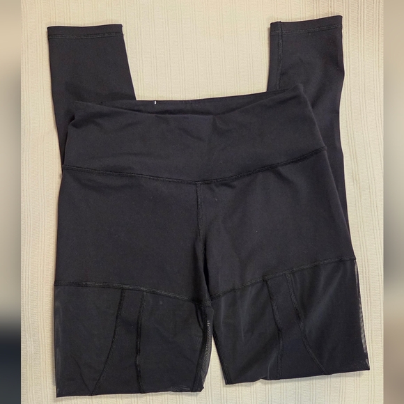 Victoria's Secret Victoria Sport Mesh Panel Leggings High Rise Black Medium - Picture 4 of 4